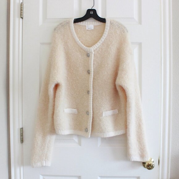 H&M Wool Blend Bouclé Cardigan in Cream - Picture 2 of 11